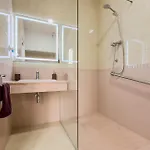 1 Nou De La Rambla Homestay szállás *