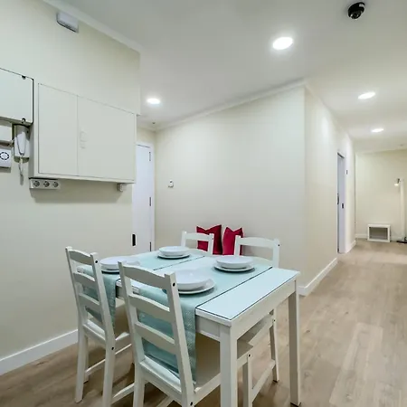 Privat bolig 1 Nou De La Rambla